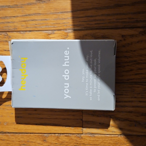 Heyday Lavender Suction Phone Mount - Picture 2 of 2